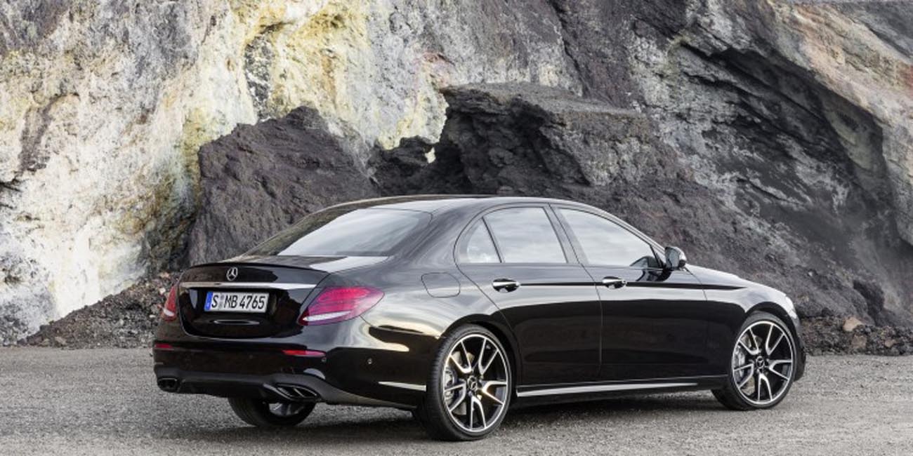 Mercedes E43 AMG 4 Matic revelado com 396cv! 23