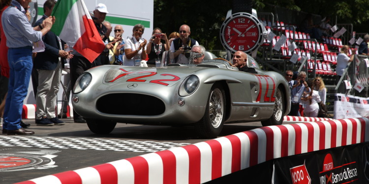 Mercedes patrocina Mille Miglia! 16