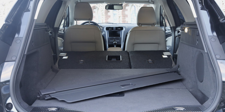 Ford Mondeo 2.0 TDCi SW Titanium: O Lord americano! 13