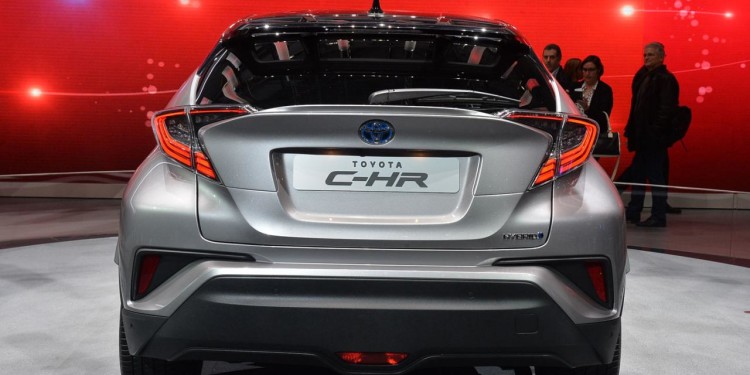 Toyota C-HR revelado em Genebra! 29