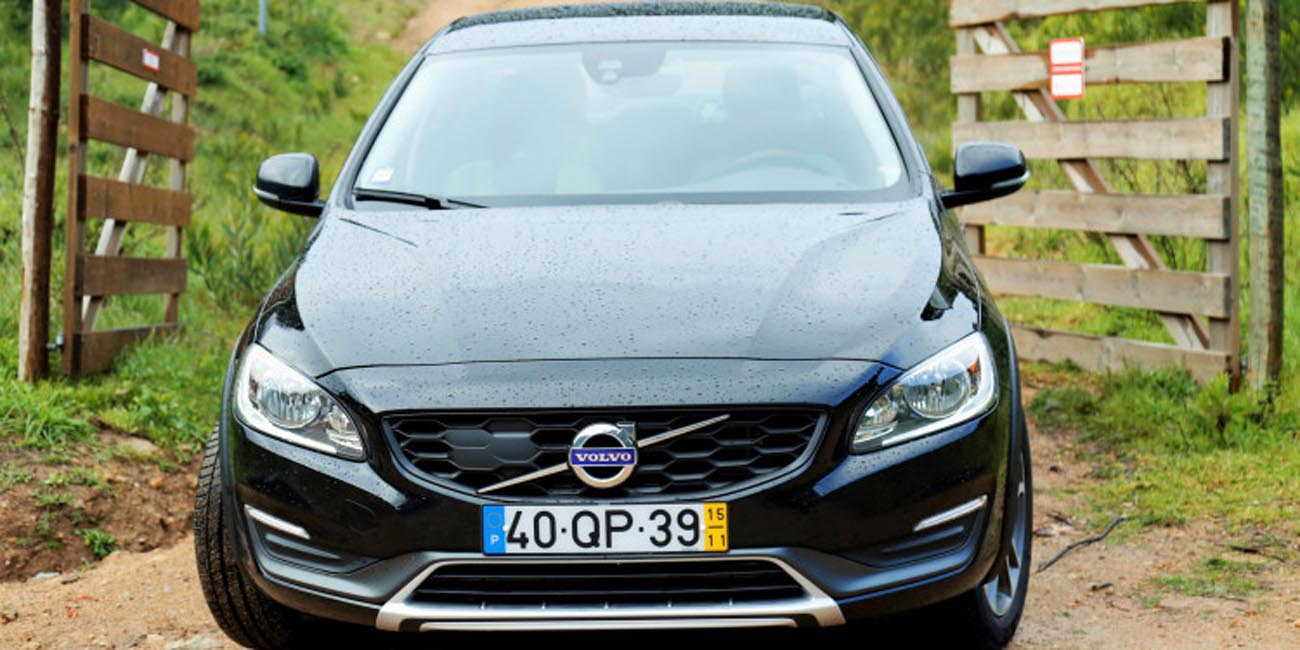 Volvo S60 D4 Cross Country: Um Sedan Aventureiro! 18
