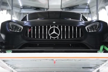 Mercedes AMG GT RR enfrenta Okayama! (Video) 24