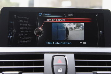 A BMW introduziu app da "GoPro" no "M lap timer". 13