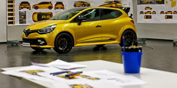 Renault Clio RS16! 23