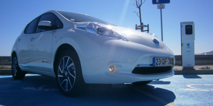 Nissan LEAF: Pura electricidade! 31