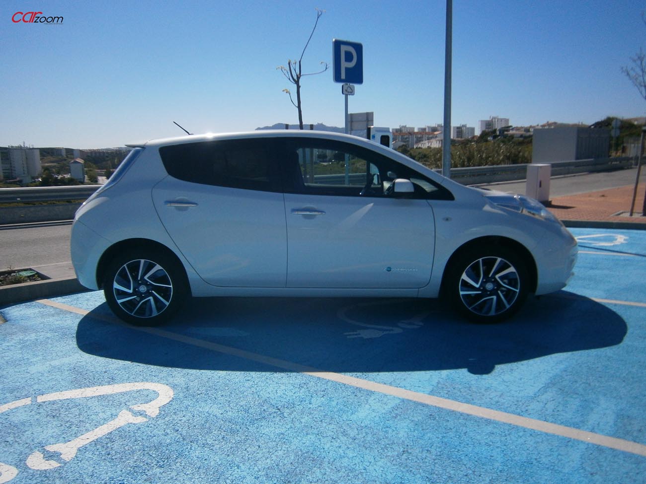 Nissan LEAF: Pura electricidade! 17