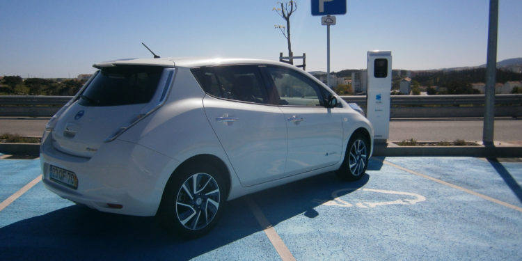 Nissan LEAF: Pura electricidade! 51