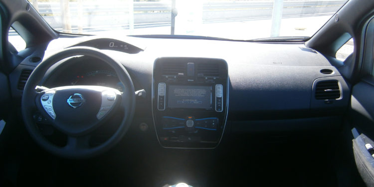Nissan LEAF: Pura electricidade! 48