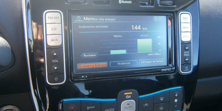 Nissan LEAF: Pura electricidade! 42