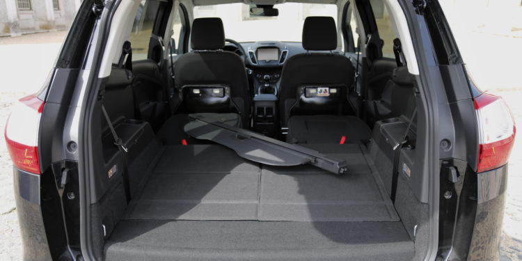 Ford Grand C-MAX 1.5 TDCi: Espaço e dinâmica! 34