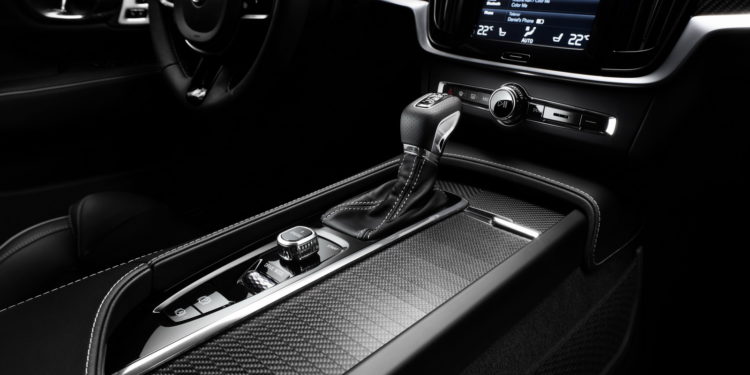 Volvo: Gama "90" veste "R-Design"! 43