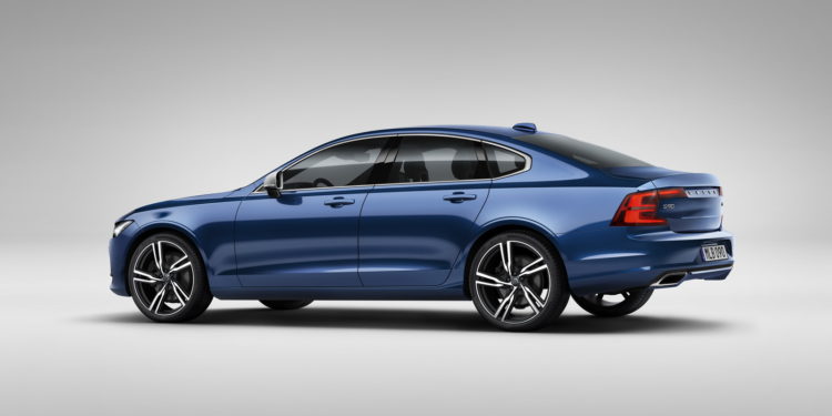 Volvo: Gama "90" veste "R-Design"! 17