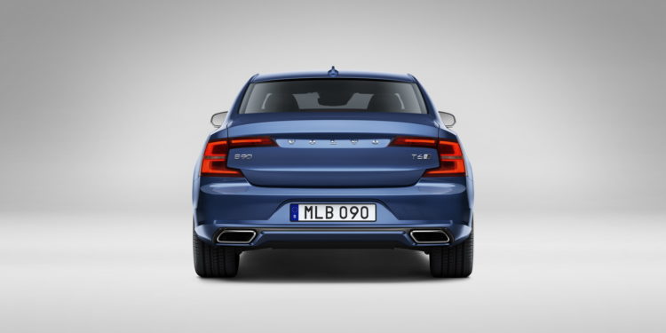 Volvo: Gama "90" veste "R-Design"! 19