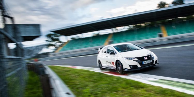 Honda Civic Type-R: 5 circuitos 5 recordes! 25