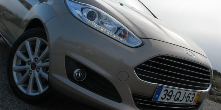Ford Fiesta 1.5 TDCI: Velhos são os trapos! 20
