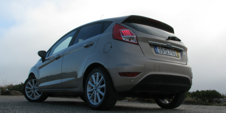Ford Fiesta 1.5 TDCI: Velhos são os trapos! 14