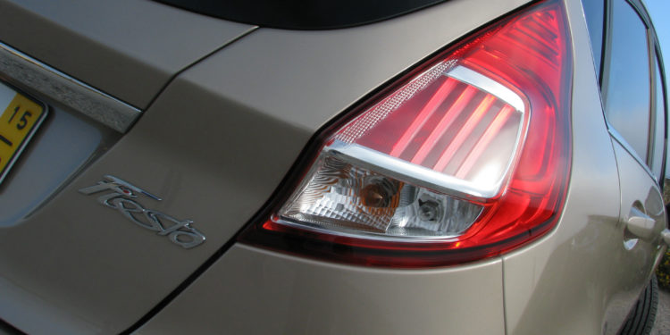 Ford Fiesta 1.5 TDCI: Velhos são os trapos! 46
