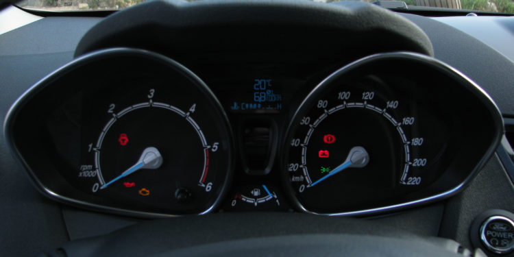 Ford Fiesta 1.5 TDCI: Velhos são os trapos! 42
