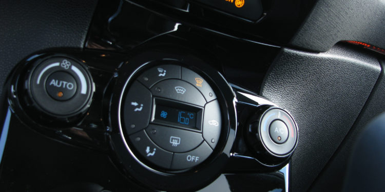 Ford Fiesta 1.5 TDCI: Velhos são os trapos! 38
