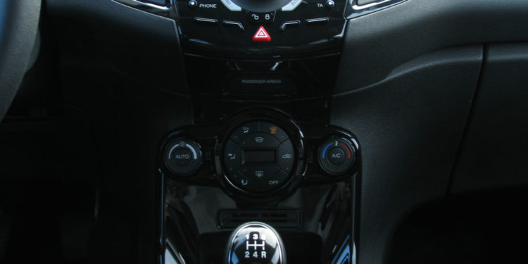 Ford Fiesta 1.5 TDCI: Velhos são os trapos! 25