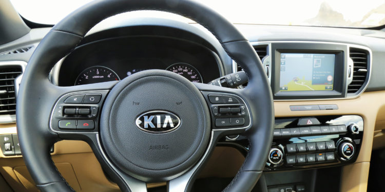 KIA SPORTAGE 1.7 CRDI TX: Um SUV de referência! 65