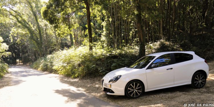 Alfa Romeo Giulietta: Raça italiana! 49