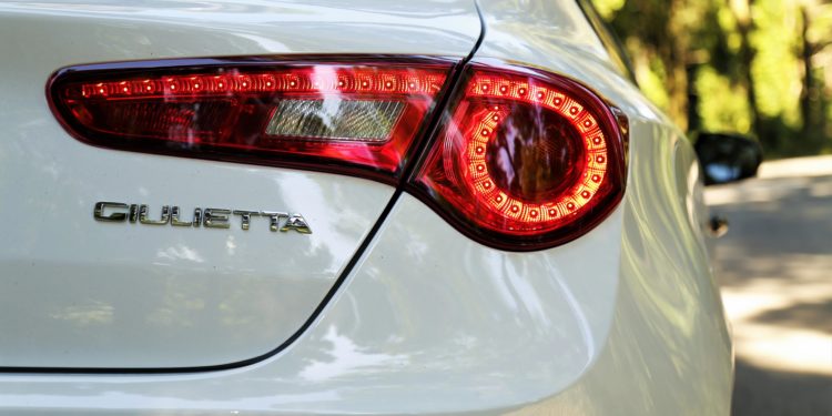 Alfa Romeo Giulietta: Raça italiana! 34