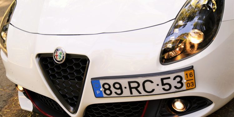 Alfa Romeo Giulietta: Raça italiana! 27