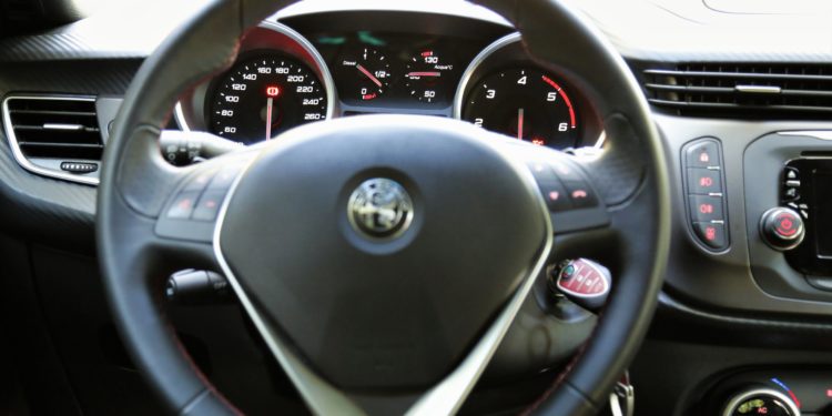 Alfa Romeo Giulietta: Raça italiana! 20