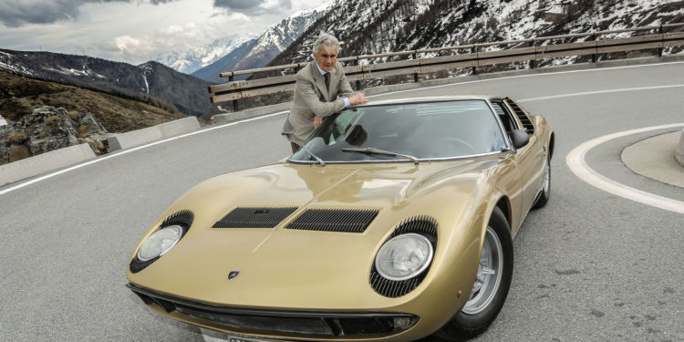 "Italian Job revival" com Lamborghini´s Miura! (vídeo) 16