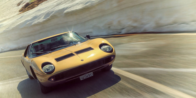 "Italian Job revival" com Lamborghini´s Miura! (vídeo) 32