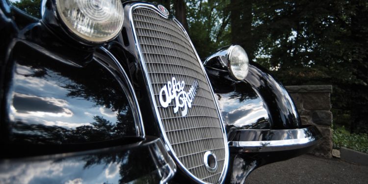 Alfa Romeo 8C Spider de 1938 vendido por 26 milhões! 17