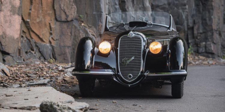 Alfa Romeo 8C Spider de 1938 vendido por 26 milhões! 14