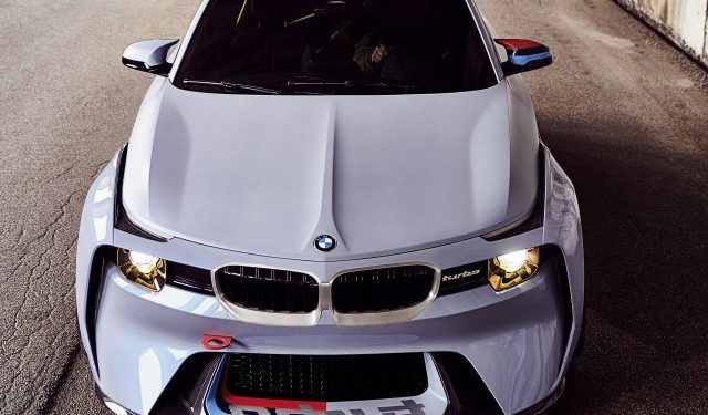 BMW ressuscita 2002! 22