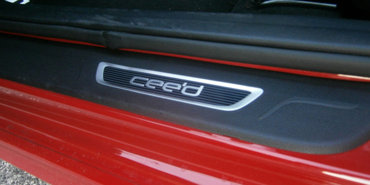 KIA Ceed 1.0 Turbo GDI: Um "tricilindrico" que satisfaz o pé direito! 26