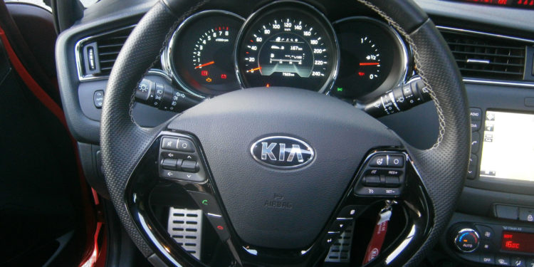 KIA Ceed 1.0 Turbo GDI: Um "tricilindrico" que satisfaz o pé direito! 25