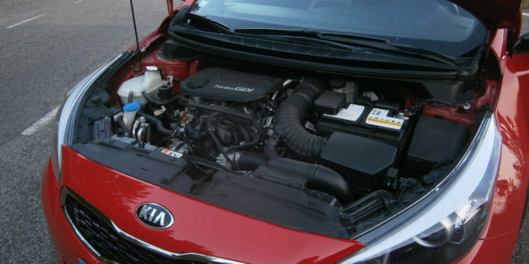 KIA Ceed 1.0 Turbo GDI: Um "tricilindrico" que satisfaz o pé direito! 15