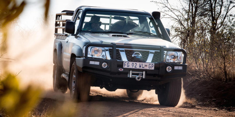 Esta Nissan ajuda Rinocerontes em Africa do Sul! 13