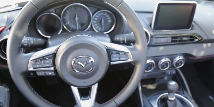 Mazda MX-5 2.0 SKYACTIV: Carícias ao corpo numa só carícia à alma! 26