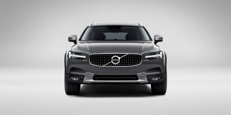 Volvo V90 recebe versão "Cross Country"! 31