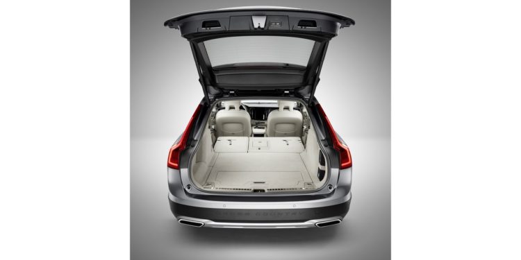 Volvo V90 recebe versão "Cross Country"! 18