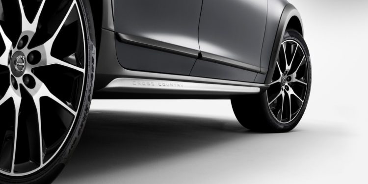 Volvo V90 recebe versão "Cross Country"! 16