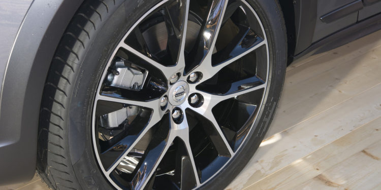 Volvo V90 recebe versão "Cross Country"! 42