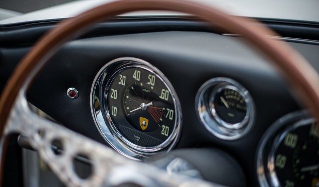 Lamborghini revela um magnifico restauro a um 350 GT! 22