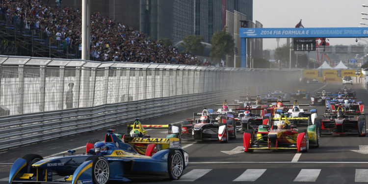 Mercedes na Formula E em 2018! 17