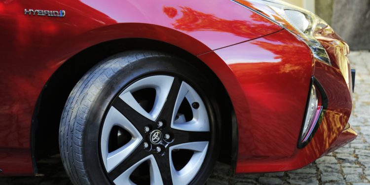 Toyota Prius 1.8 HSD: A nave ecológica! 56