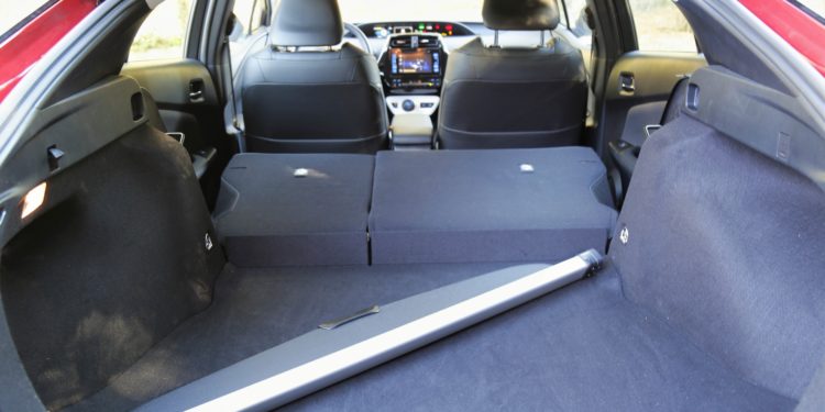 Toyota Prius 1.8 HSD: A nave ecológica! 37