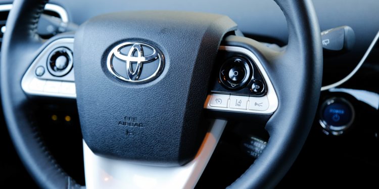 Toyota Prius 1.8 HSD: A nave ecológica! 76