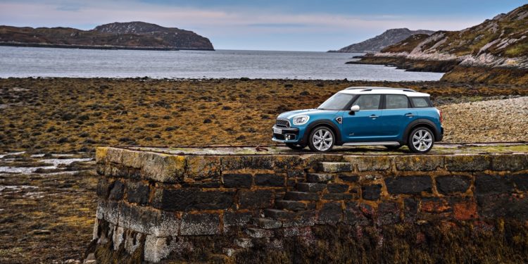 Mini Countryman Coupé em cima da mesa! 19