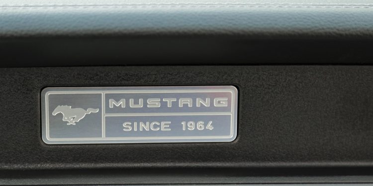 Ford Mustang 2.3 Ecoboost: O ícone Americano! 63